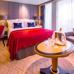 300x300Cunardonboard3