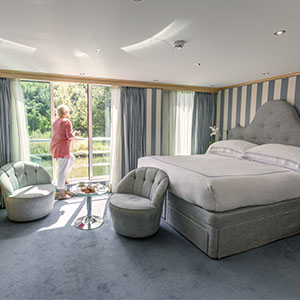 300x300UBRCEXPERIENCE2